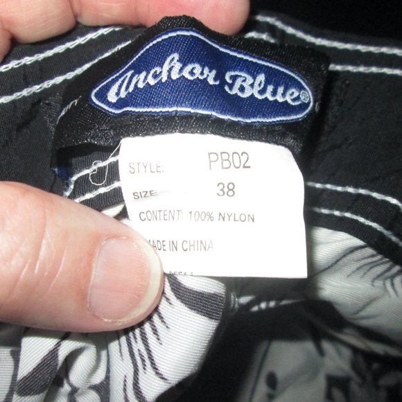 All four Swim Trunks, Men's two are XXL. One is 40/42, one is 38 - Picture 4 of 6